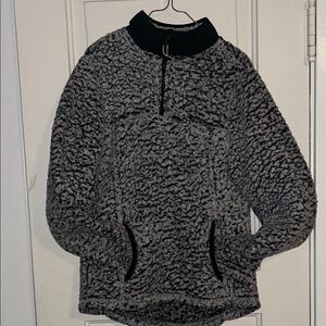 Wonder Nation Black and Gray Kids Pullover